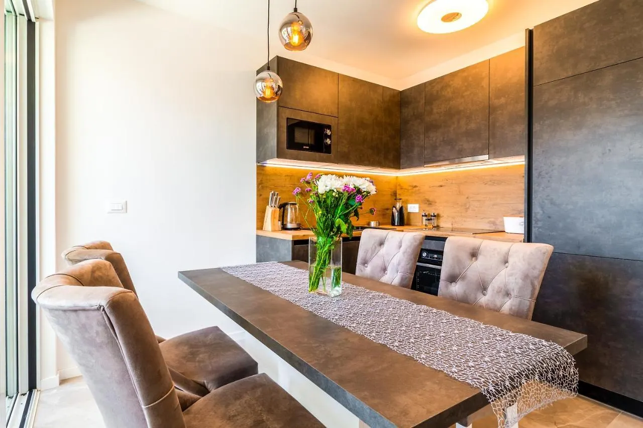 Apartment Villa Valentina With Pool Trogir